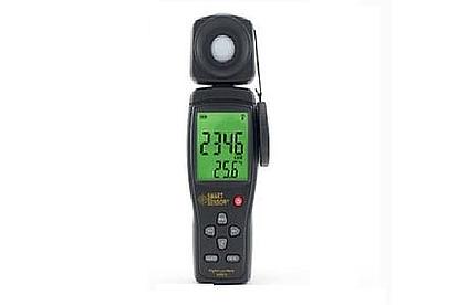 So sánh kỹ thuật giữa Máy đo cường độ ánh sáng SMARTSENSOR AS813A và Máy đo nhiệt độ hồng ngoại SmartSensor AR982